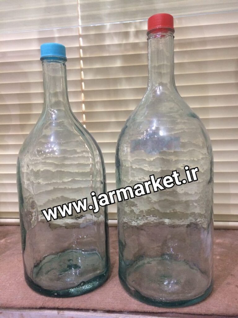 بورس فروش بطری شیشه ای بزرگ